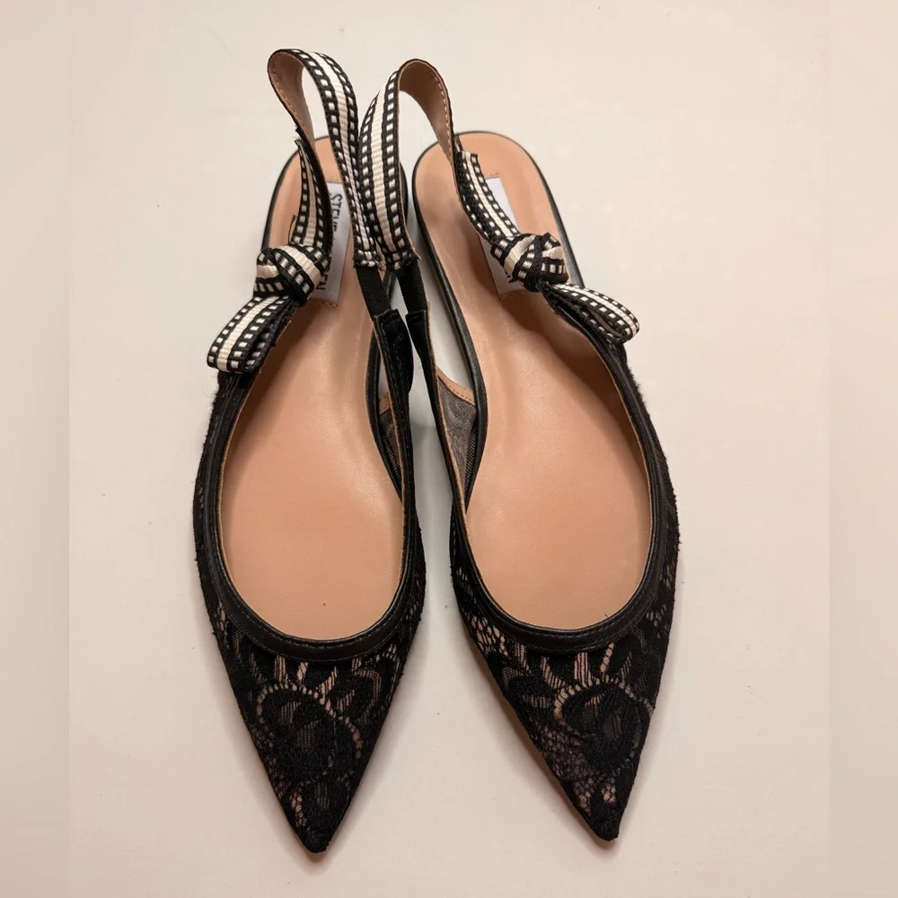 Steve Madden Black Lace Pointed Slingback Mules with White-Trim Straps - Picture 1 of 3